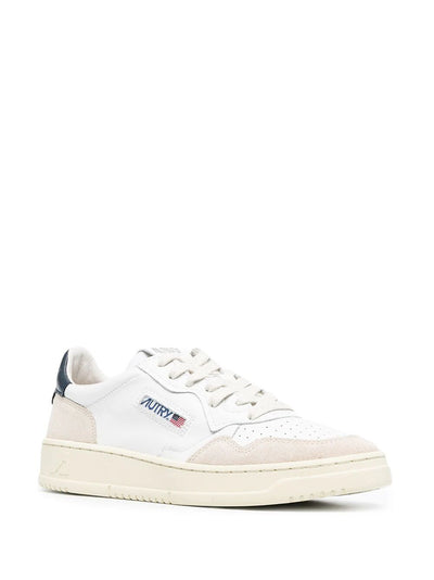 Medalist Low Sneakers