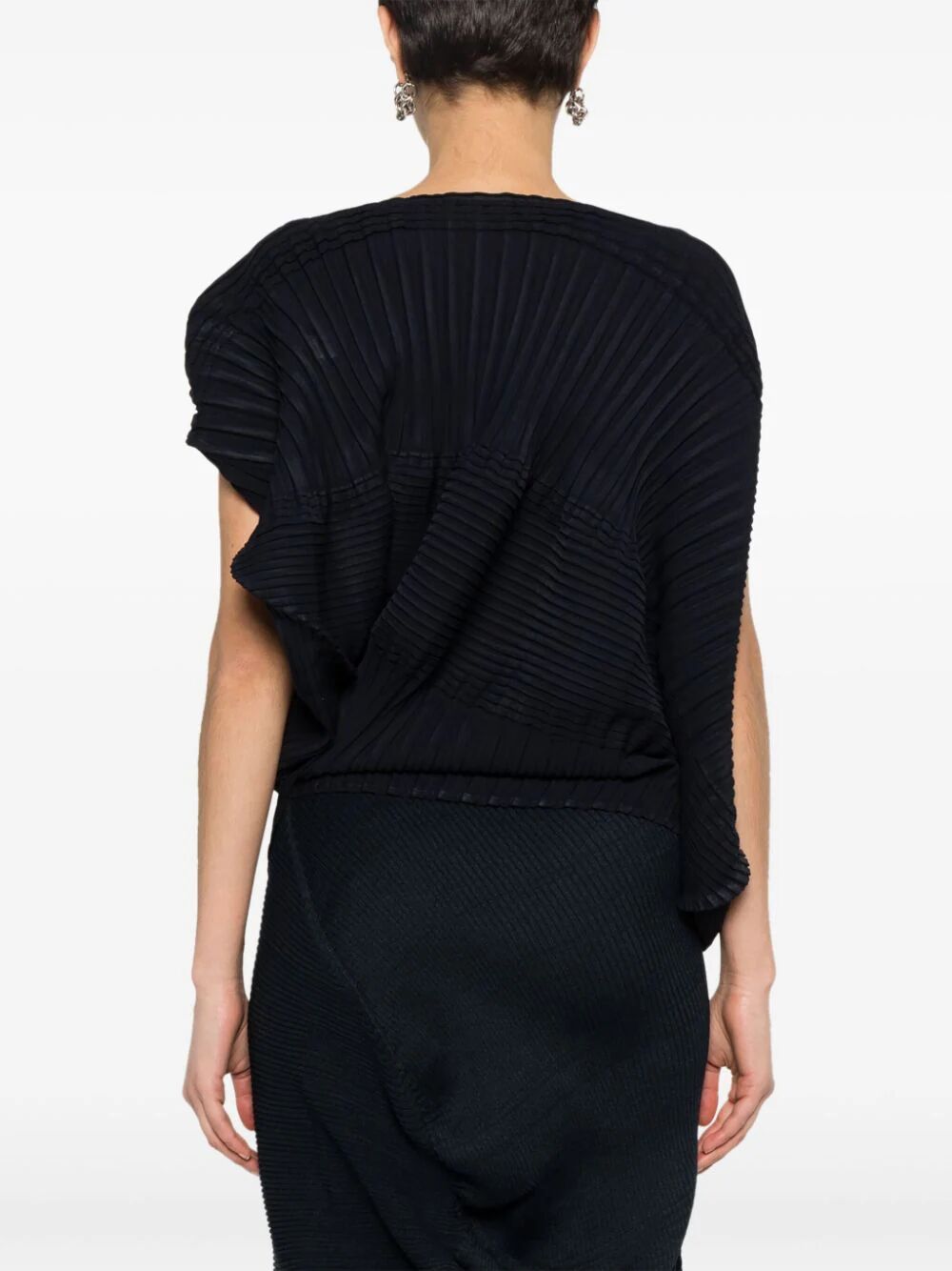 Aerate Pleats Sweater