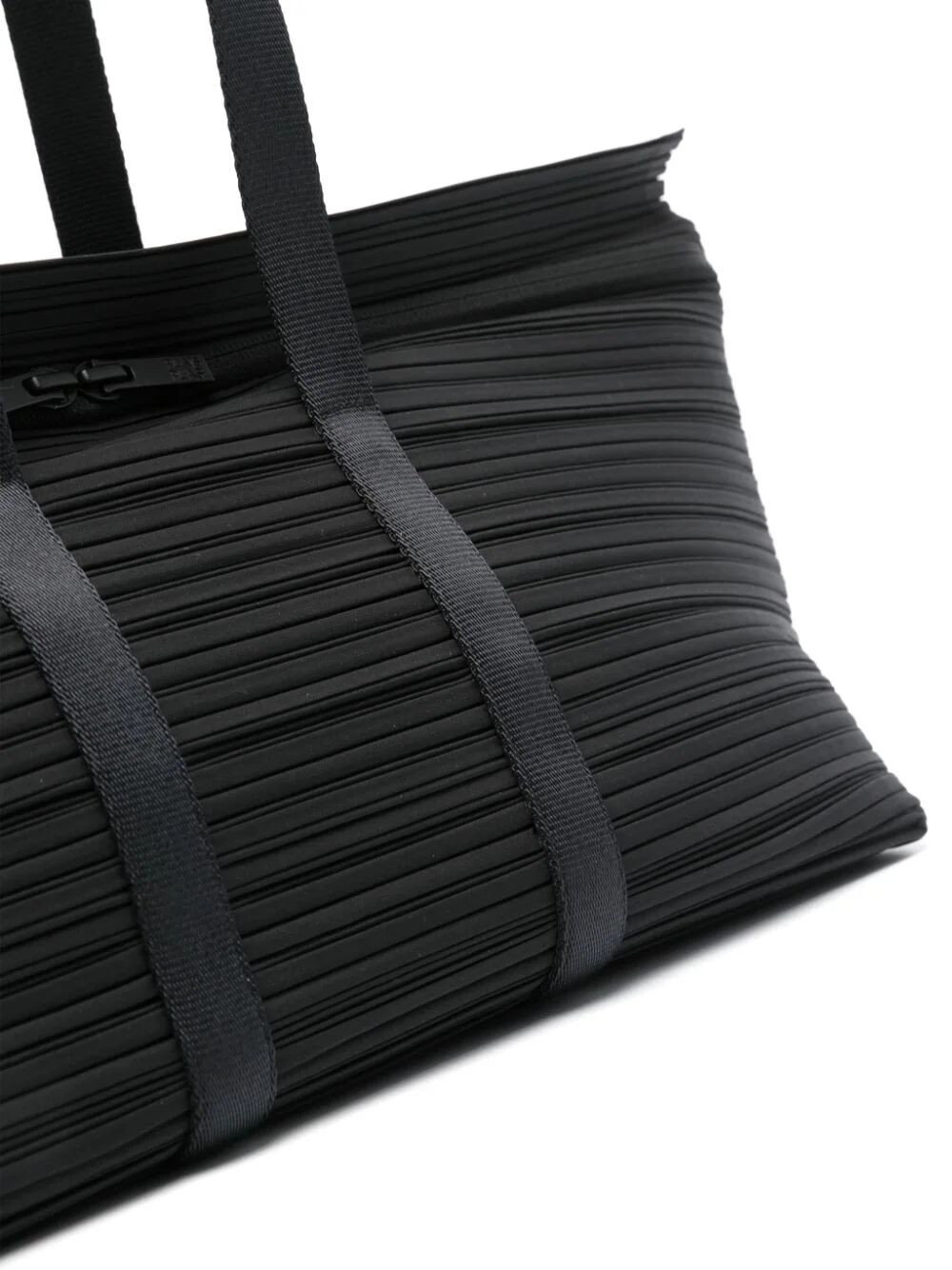 Pleats Boston Bag