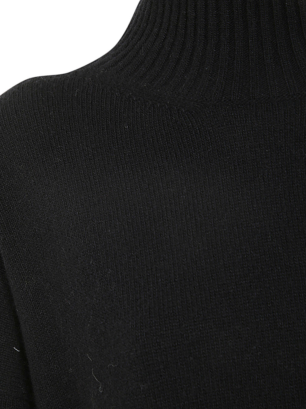 Long Sleeves Turtle Neck Sweater