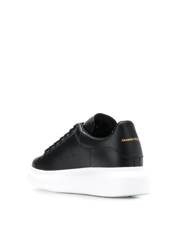 Sneakers Basse Oversize In Pelle Nera