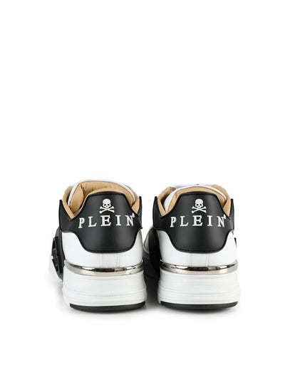 Sneaker In Pelle Con Logo Laterale