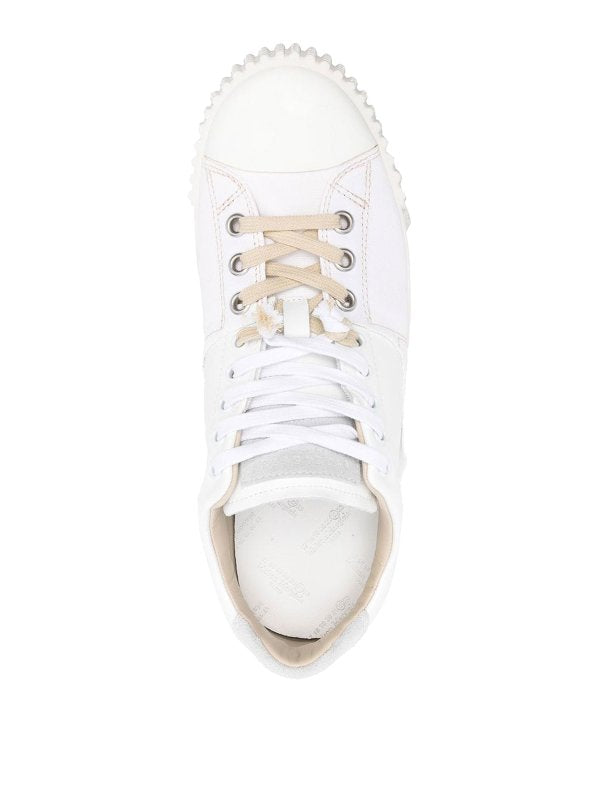 Sneakers Basse Stringate Con Occhiello