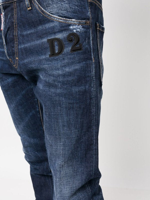 Jeans Con Patch Logo