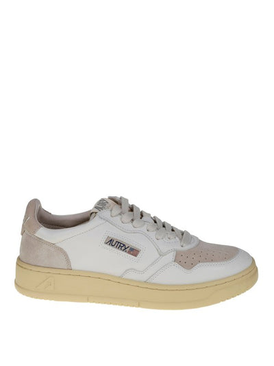 Sneaker In Pelle Con Dettagli Camoscio E Logo