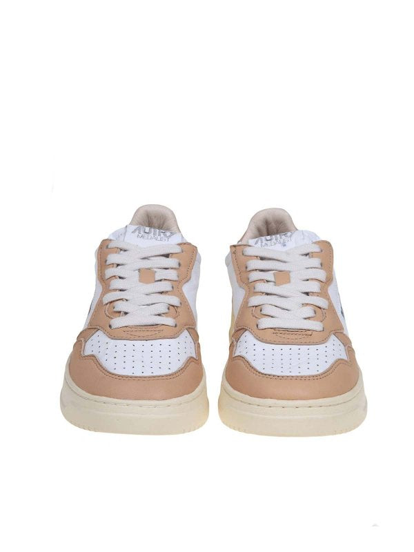 Sneakers In Pelle Colore Bianco E Caramello