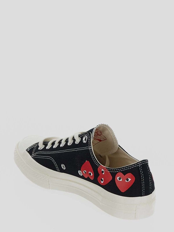 Sneakers Basse Nere Con Stampa A Cuore