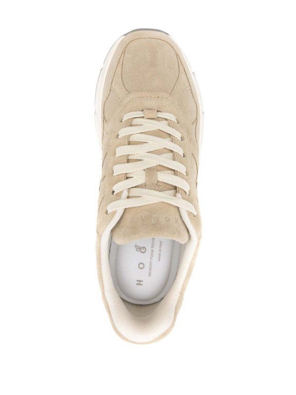 Sneakers  In Pelle H669