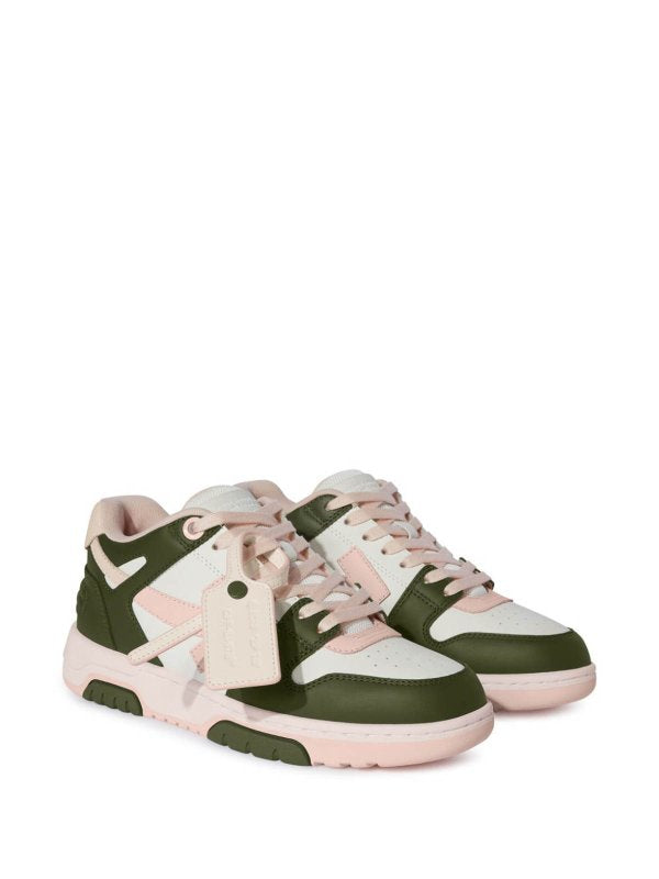 Sneakers In Pelle Fuori Ufficio