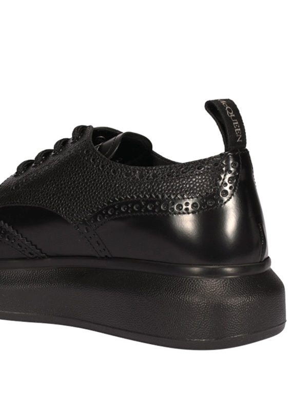 Stringate In Pelle Nera Con Dettaglio Brogue