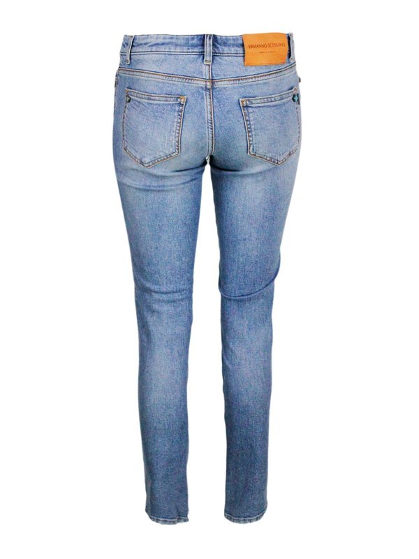 Jeans Con Cabochon